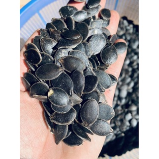 Hạt bí mèo đen,  rang tay (140k/500g)