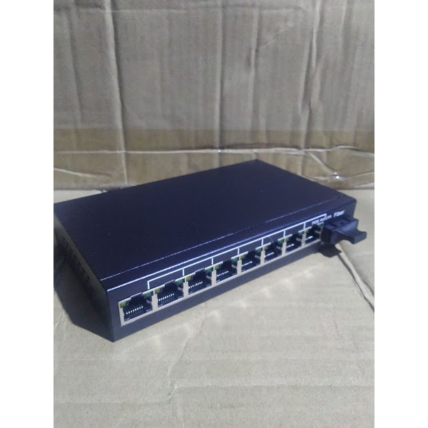 Switch Poe 8 port + 1 cổng Fiber chuẩn 10/100