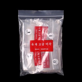 Móng giả dán và nối làm nail