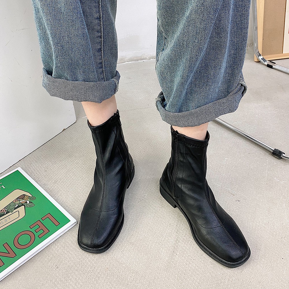 Giày bốt cổ thấp gót thấp thời trang dành cho học sinh | BigBuy360 - bigbuy360.vn