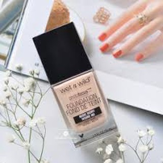 Kem nền wet n wild mịn màng làn da
