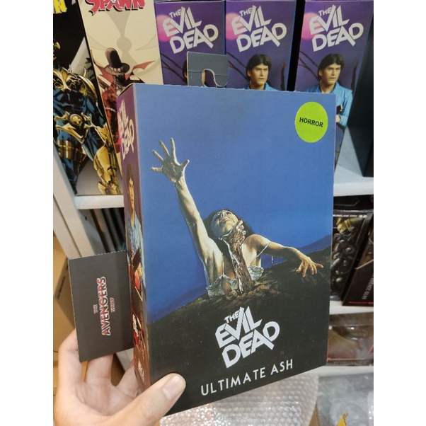 Mô hình NECA The Evil Dead 40th Anniversary Ultimate Ash có sẵn