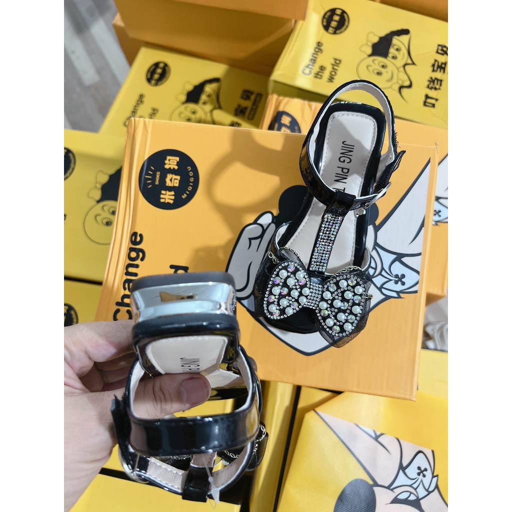 Sandal đi học cho bé gái có nơ lóng lánh rất điệu đà mã mới 8103