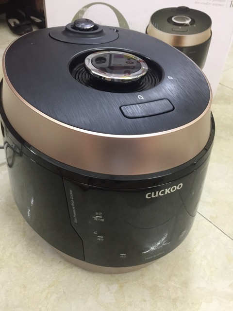 [Trả góp 0%] Nồi cơm điện Cuckoo CRP QS1010FG 1,8 lít