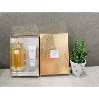 Gift Set Elizabeth Arden 5th Avenue 3 món