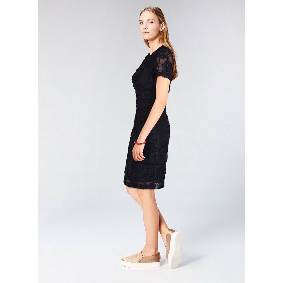 Đầm ren hoa DKNY D519