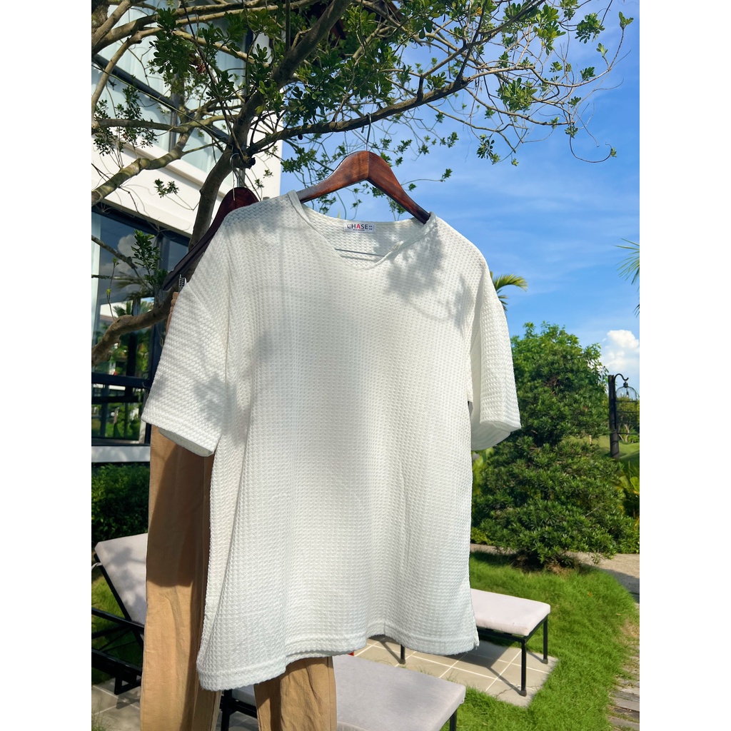 Áo thun chất liệu lưới và quần dài linen mặc mát Hungtubes.
