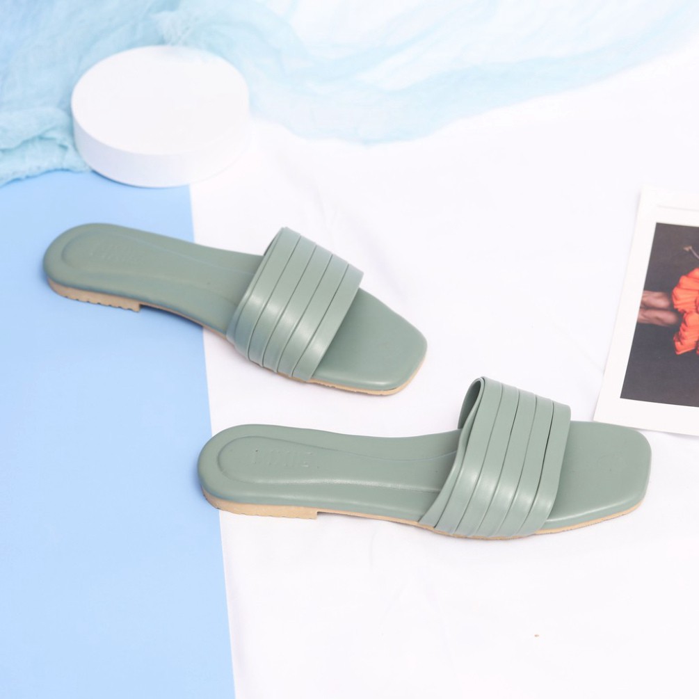 Dép Lê Bệt Bản Ngang Xếp Li X472