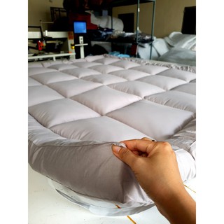 TOPPER tấm làm mềm nệm dày 9 phân chuẩn 5* tặng kèm túi