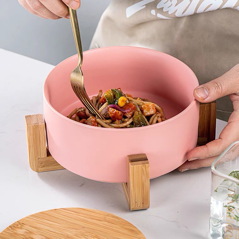 (SẴN) Tô sứ kèm kệ gỗ chống nóng, tô salad sứ màu pastel phong cách Bắc Âu 16cm - Bát sứ cao cấp xuất khẩu