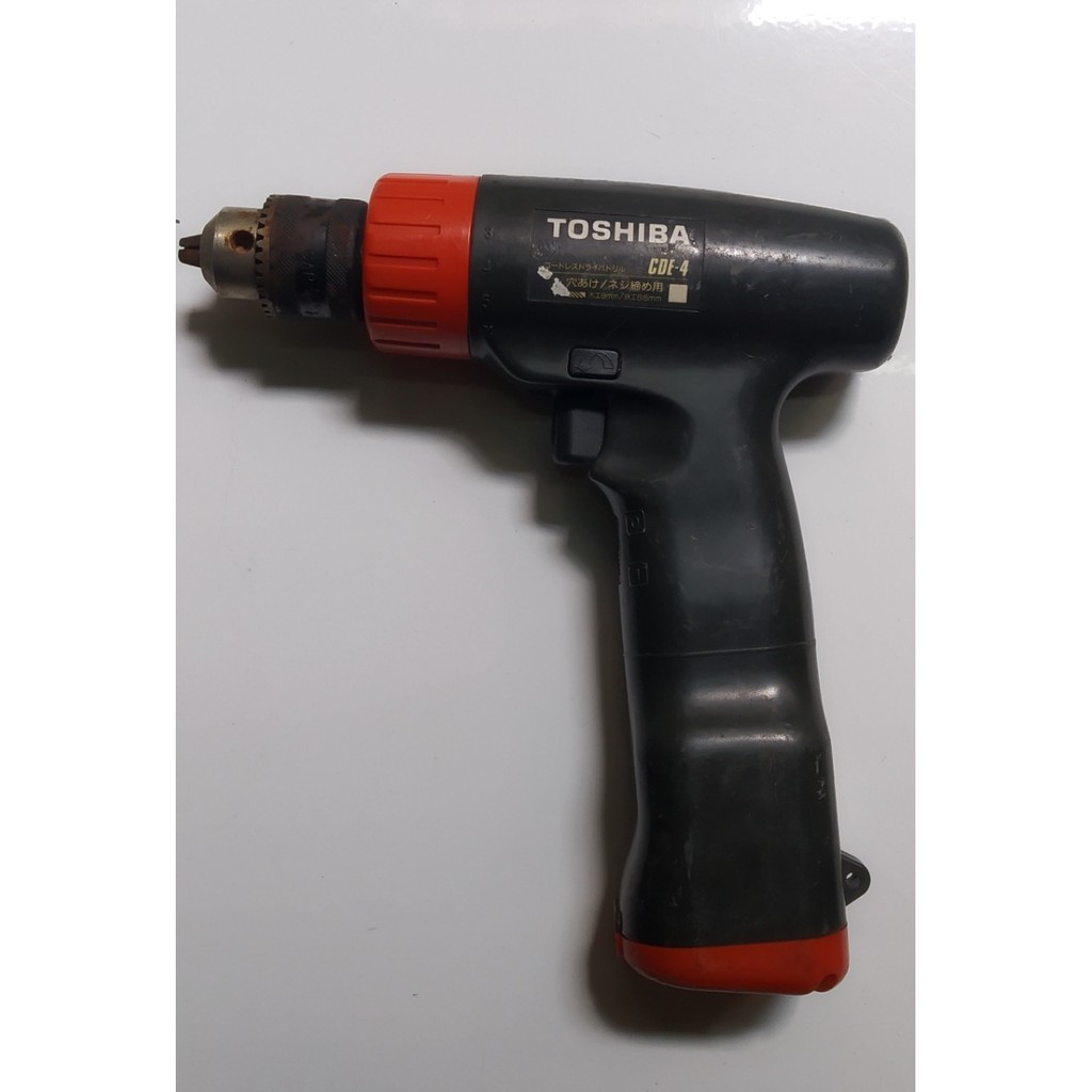 Máy khoan pin Toshiba