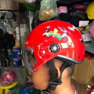 Nón bảo hiểm cho bé