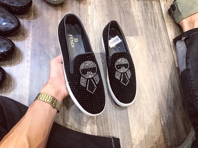 Giày slip on đính đá nam