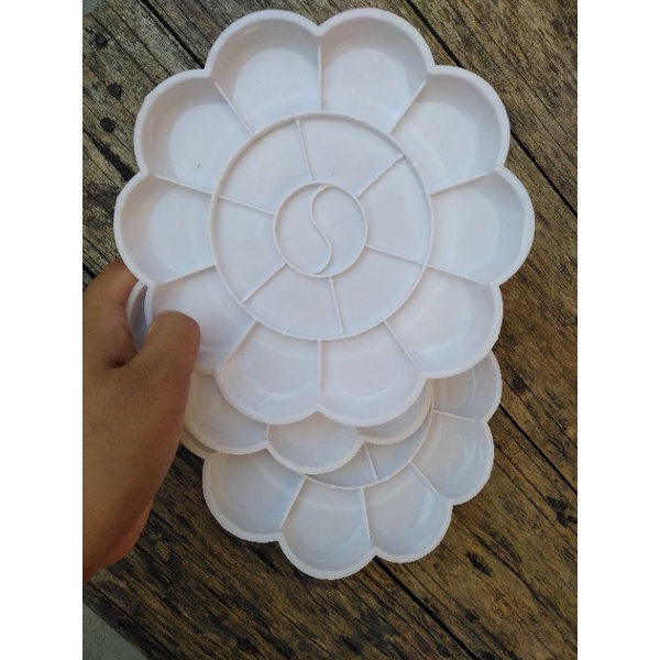 Khay pha màu sơn acrylic, màu bột  hoa mai