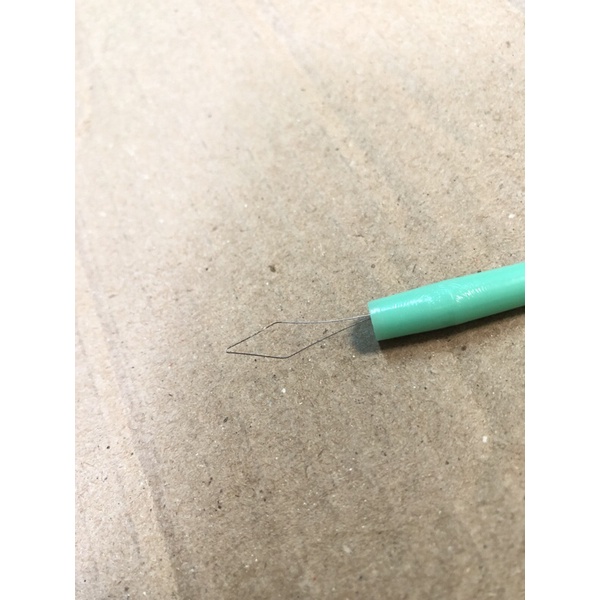 Cây xỏ kim xâu kim chỉ Cây rọc khuy áo quần rọc cút áo quần Cây cắt khuy cây tháo chỉ cây rọc khuyết cắt khuya