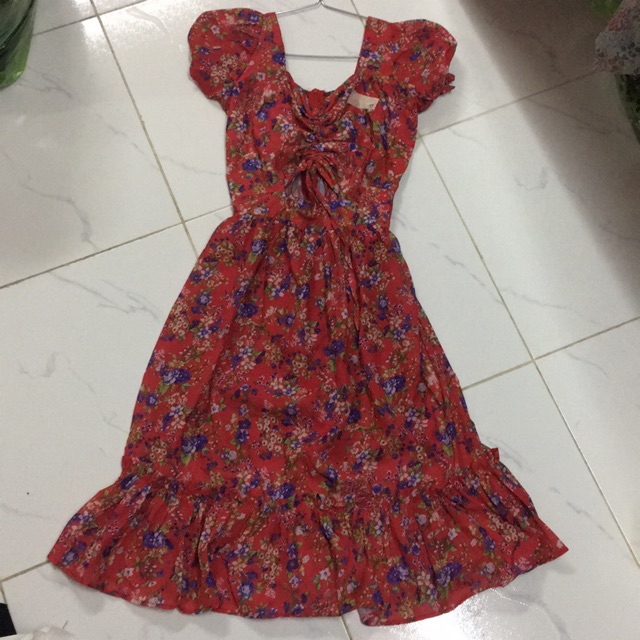 Đầm voan thiết kế mum