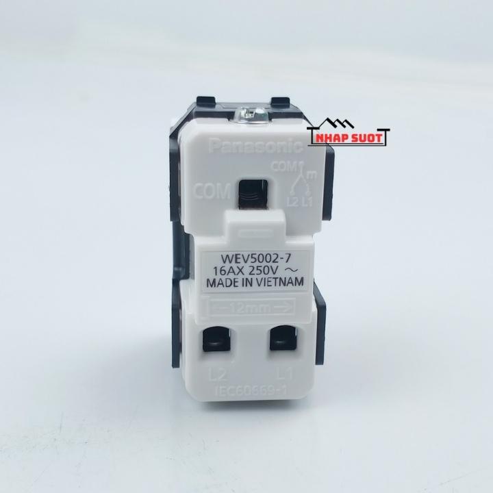 Hạt Công Tắc 2 Chiều PANASONIC Màu Trắng Tuyết Wide Series WEV5002-7SW