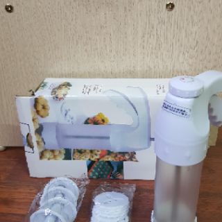 Bộ cookies press nhựa 12 mặt