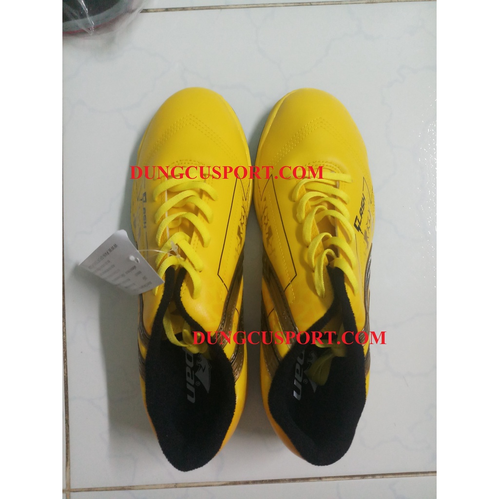 Giày thể thao, Giày bóng đá đế bằng Pan Flash IC - Dungcusport , mẫu mới năm 2022 hàng Thái