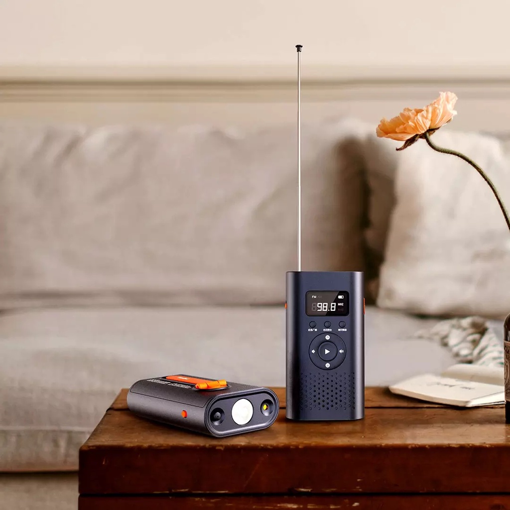 Đèn Pin Tích Hợp Radio Cầm Tay Đa Năng Tiện Dụng