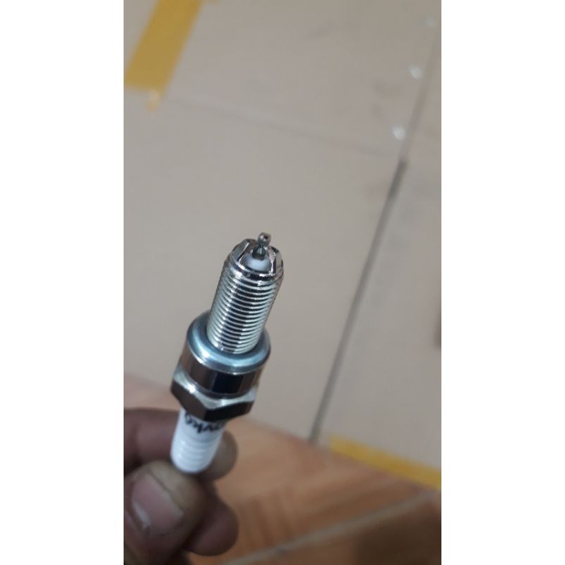 bugi 3 chấu sovoko lắp cho xe máy