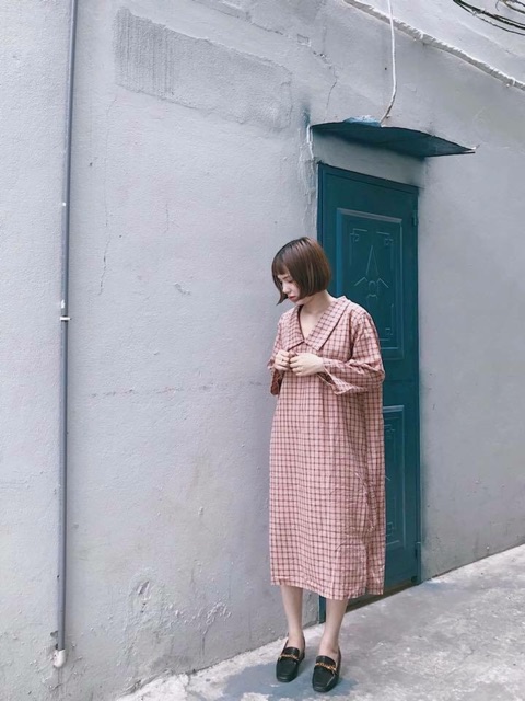 Váy kẻ korea xẻ tà