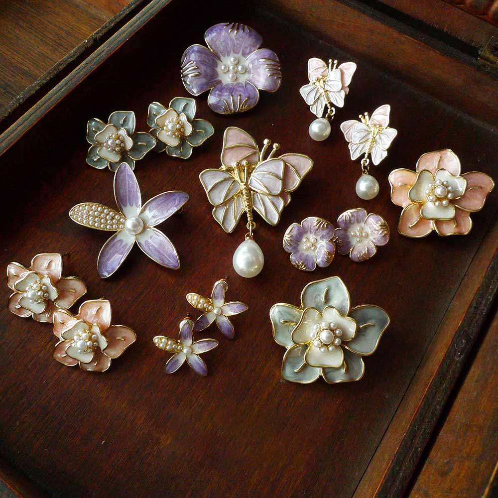 Ghim Cài Áo Hình Bông Hoa Đính Ngọc Trai Phong Cách Baroque Cổ Điển Thời Trang Cho Nữ