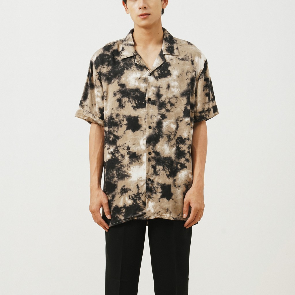 Áo Sơ Mi Cộc Tay Cổ Ve Nam Hoạ Tiết Loang Màu UNICUS Derra Shirt | BigBuy360 - bigbuy360.vn