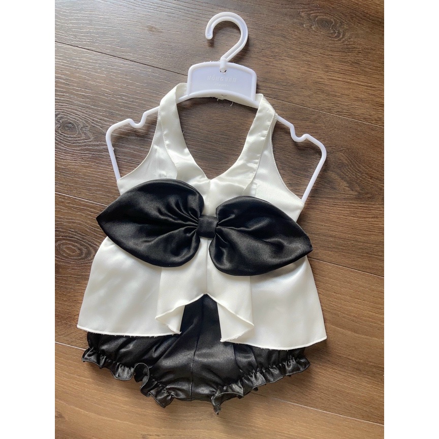 Bộ đồ bé gái Áo trắng nơ đen bé gái 8-23kg Angel Baby Thời Trang Thiết Kế