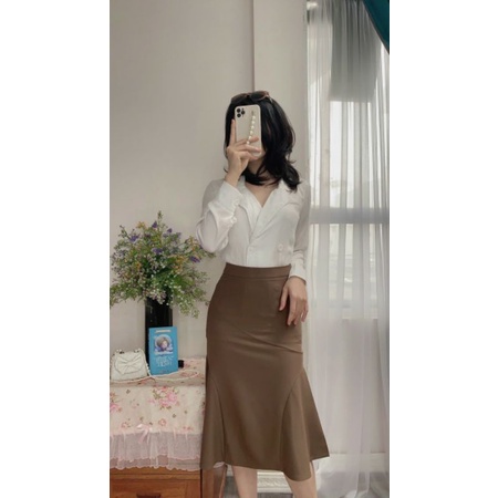 Chân váy công sở , dáng đuôi cá.