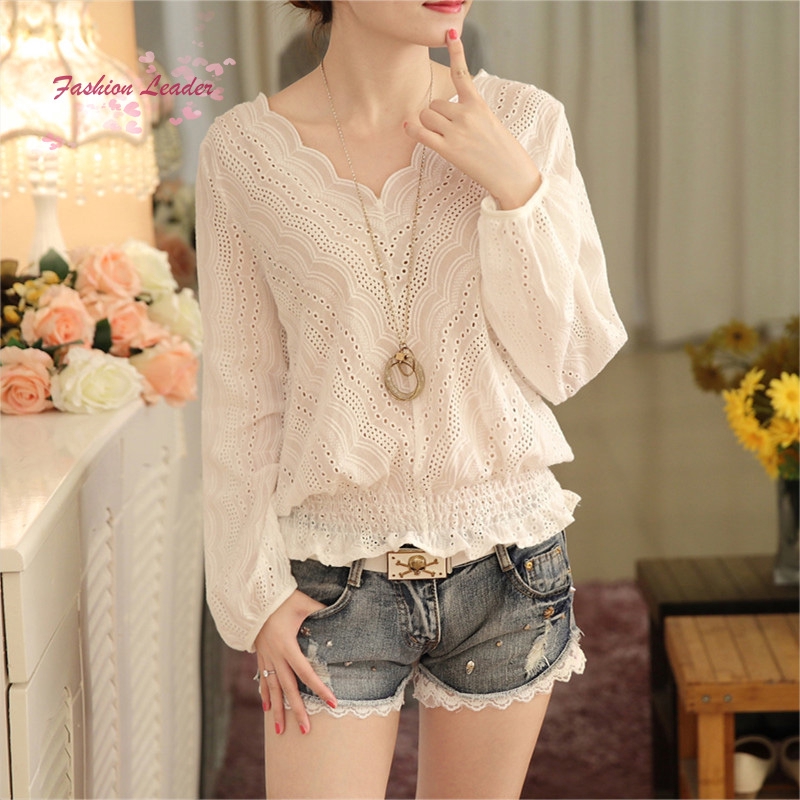 Áo tay dài cổ chữ V phối lỗ thời trang cho nữ