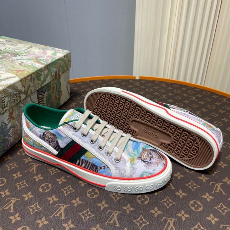 Giày thể thao cho nam và nữ cao cấp thương hiệu Gucci GC/GG hoạ tiết con hổ mẫu mới trẻ trung phong cách