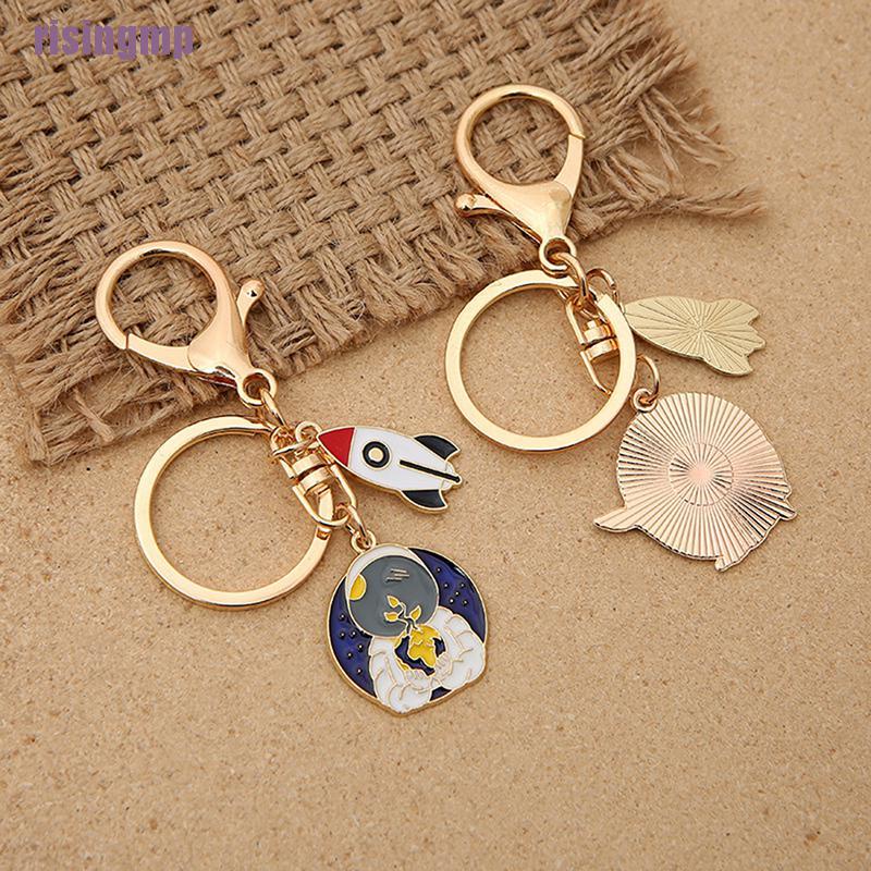 Móc khóa hình nhà du hành vũ trụ bằng kim loại dễ thương