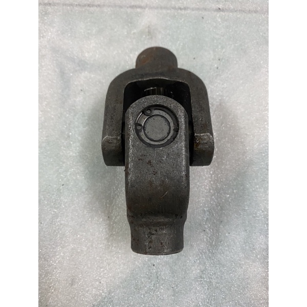 Khớp máy chữ thập,cốt 19li,1 đầu 6 răng lỗ 19li,đầu còn lại 18 răng lỗ 19li,dùng cho động cơ 150,175,200,250,300cc