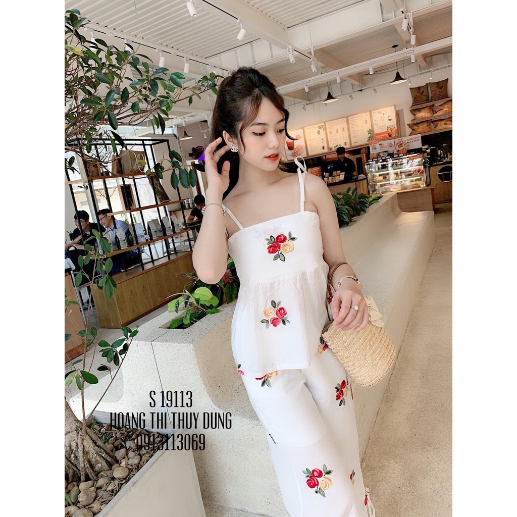 Sét Áo Hai Dây Kết Hợp Quần Dài Ống Rộng In Hình Hoa Hồng Thắc Nơ Siêu Dễ Thương TTS0582
