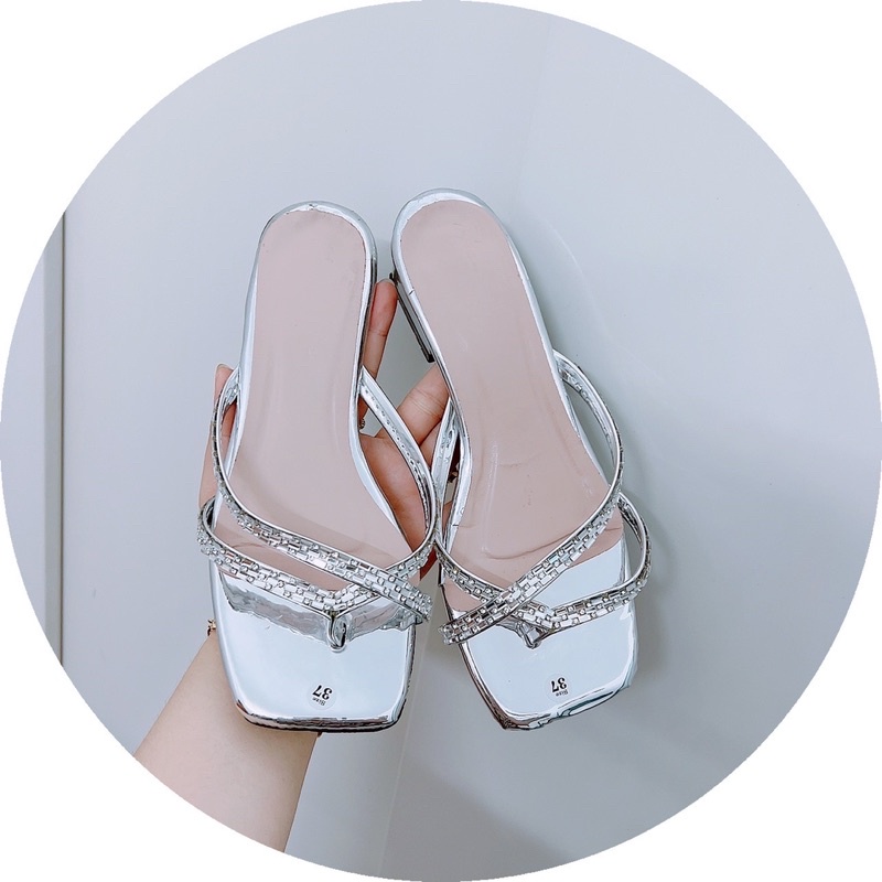 Guốc quai mảnh Đá xỏ ngón chéo gót vuông 4p siêu hot