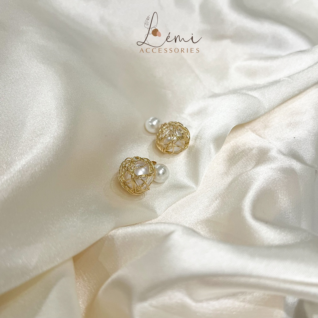 Hoa tai thả dáng quả cầu mix ngọc cá tính thời trang Hàn Quốc Lémi accessories
