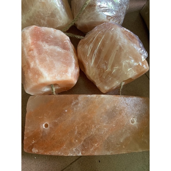 Đá liếm Himalaya khai thác và nhập khẩu từ Pakistan