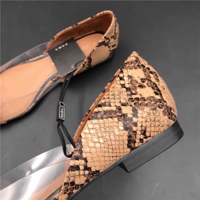 Giày bệt da rắn Zara