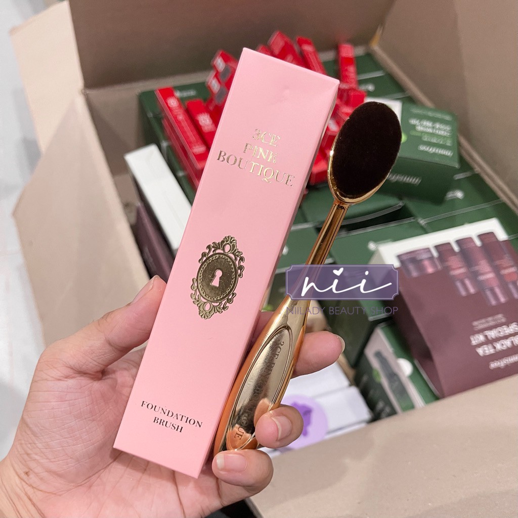 Cọ nền 3CE Pink Boutique Foundation Brush