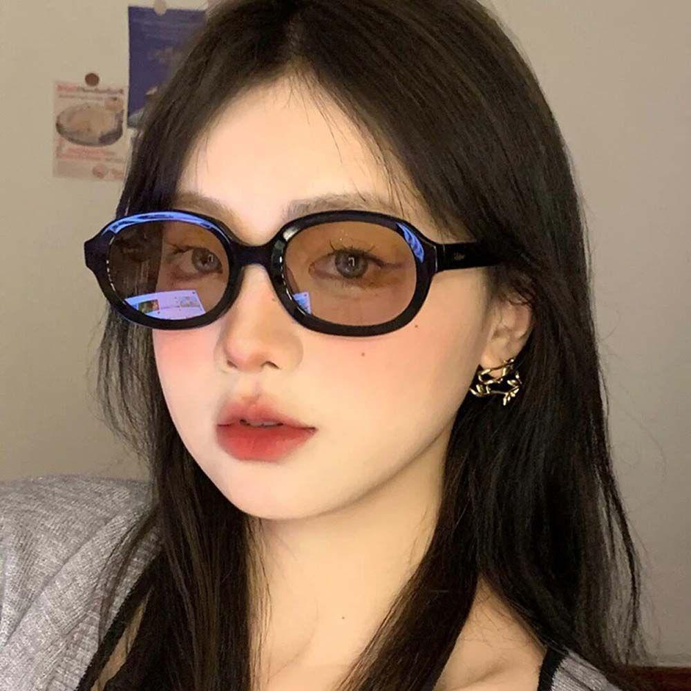 Kính Mát Tròn Oval Màu Đen Chống Tia UV Thời Trang Cho Nam