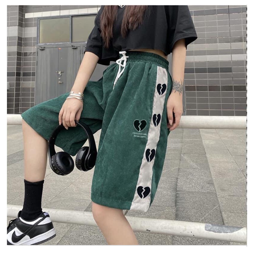 Quần short đùi nhung tăm họa tiết TRÁI TIM unisex nam nữ dáng rộng, quần short mặc nhà chơi thể thao