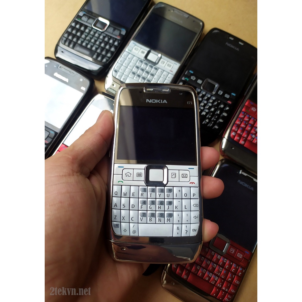 [HÀNG CHÍNH HÃNG]Điện thoại cổ độc Nokia E71 giá rẻ tặng kèm sim 3g số đẹp