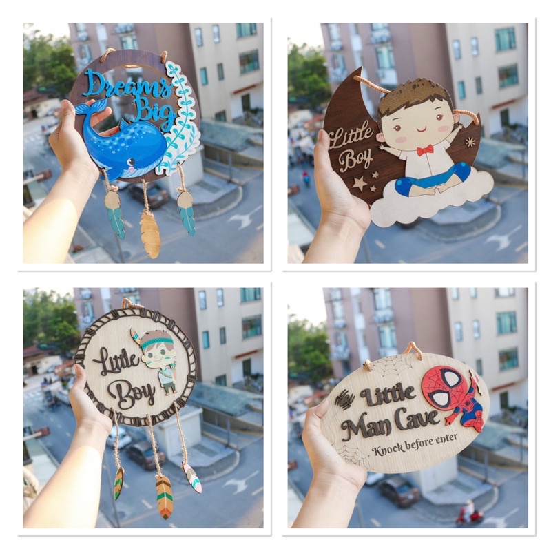 Bảng gỗ treo phòng bé trai