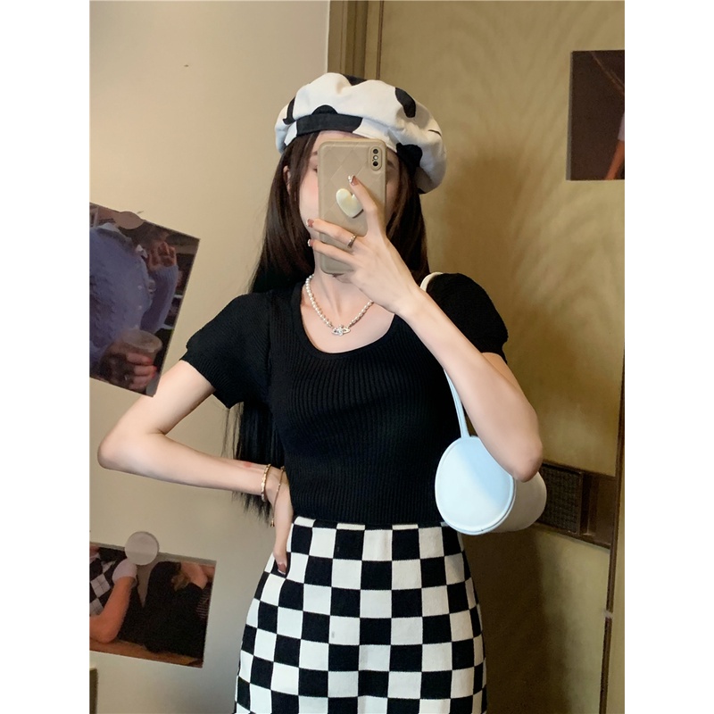 Áo Thun Tay Ngắn Màu Trơn Thiết Kế Đơn Giản Thời Trang