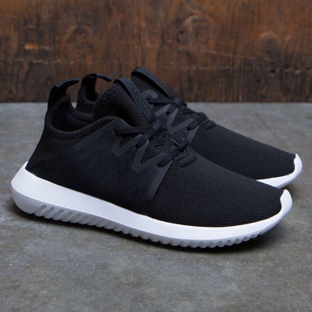 Giầy adidas tubular vrl 2W size 230