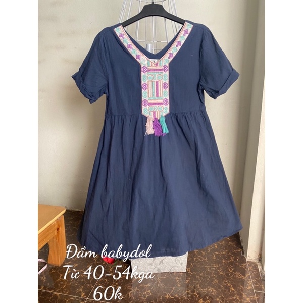 Đầm dáng xuông, babydol