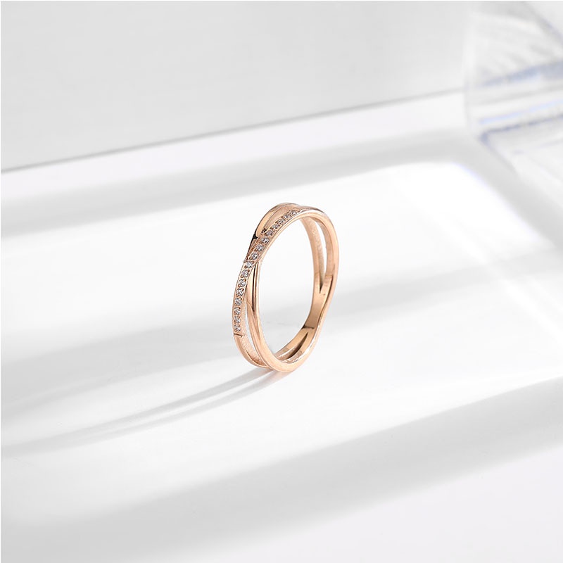 Nhẫn Thép Titan 18K Không Phai Màu Đính Kim Cương Giả Kiểu Nhật Hàn Cá Tính Cho Nữ