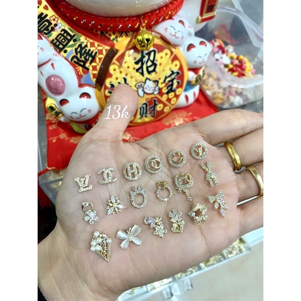 Charm móng cao cấp