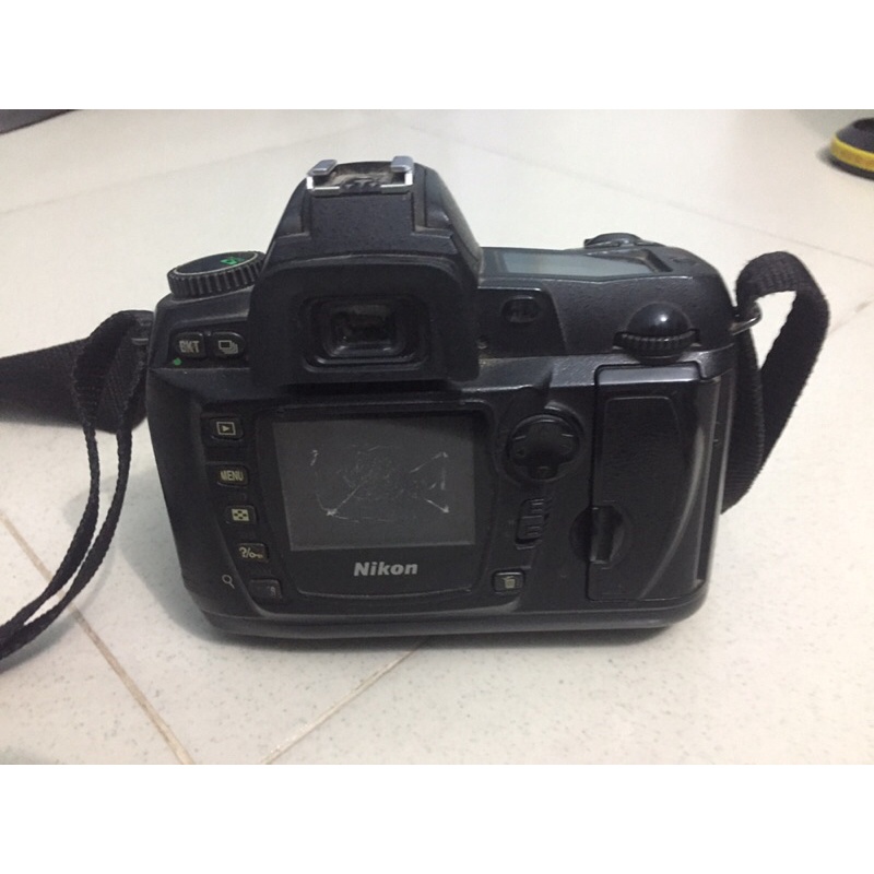 Bán bộ máy Nikon D70S kèm lens 28-105mm F3.5-4.5d